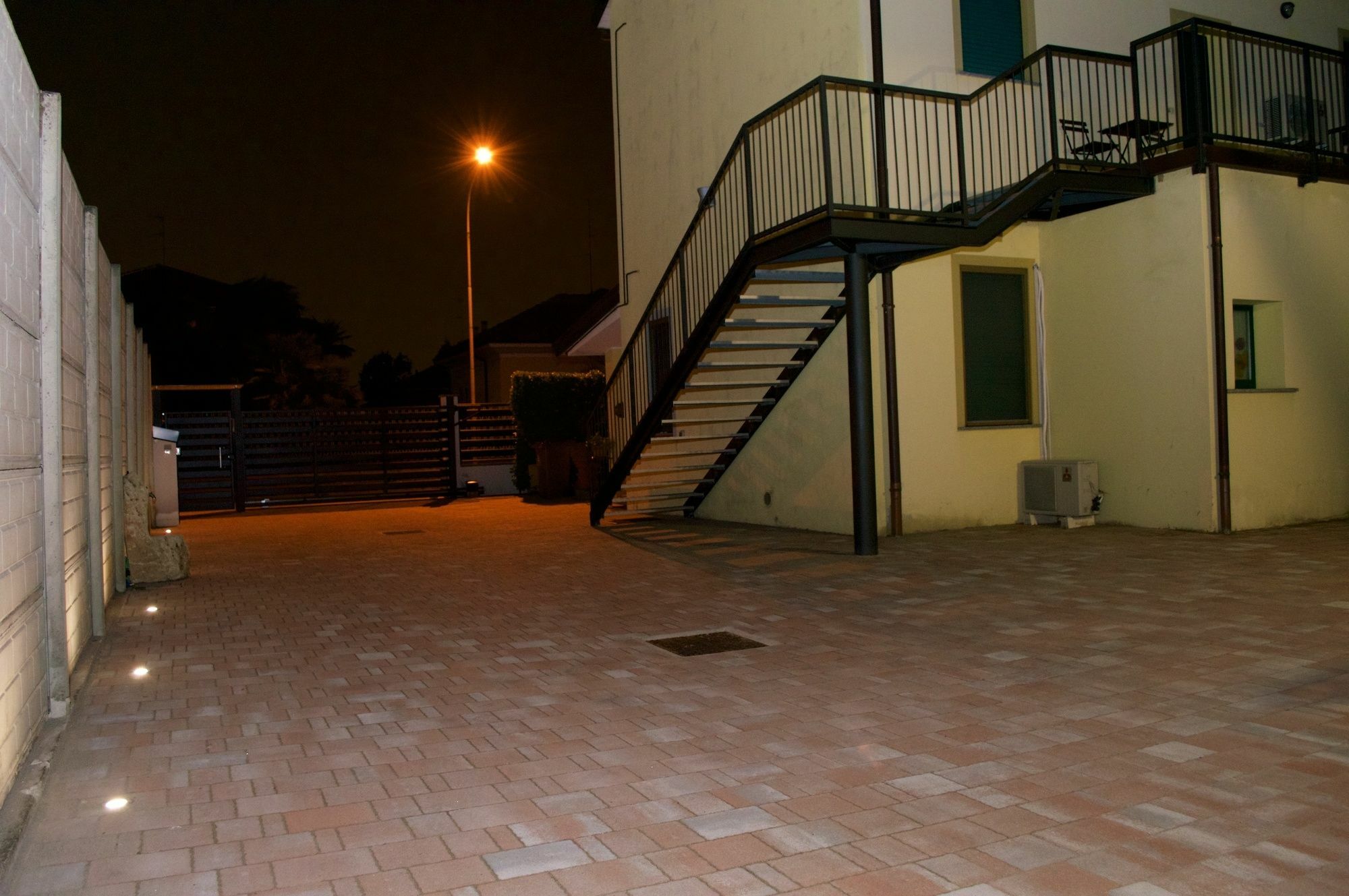 Appartamenti Rho Milano Exteriör bild